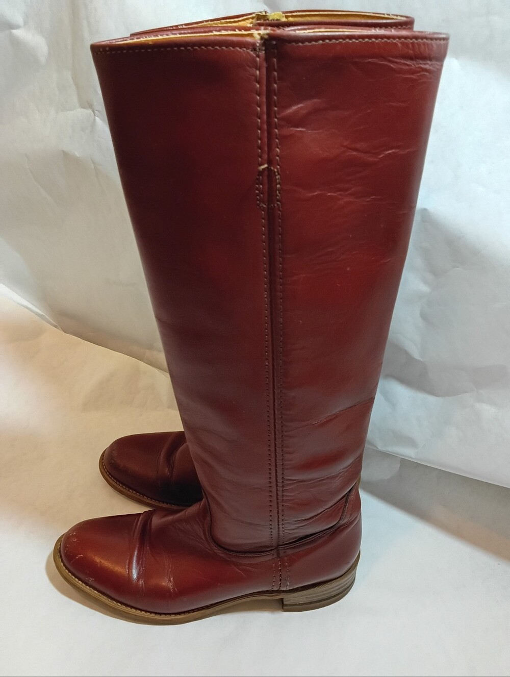 VTG Women's FRYE Campus Red Distressed Grail  60's Or  70's  Size 7B Read